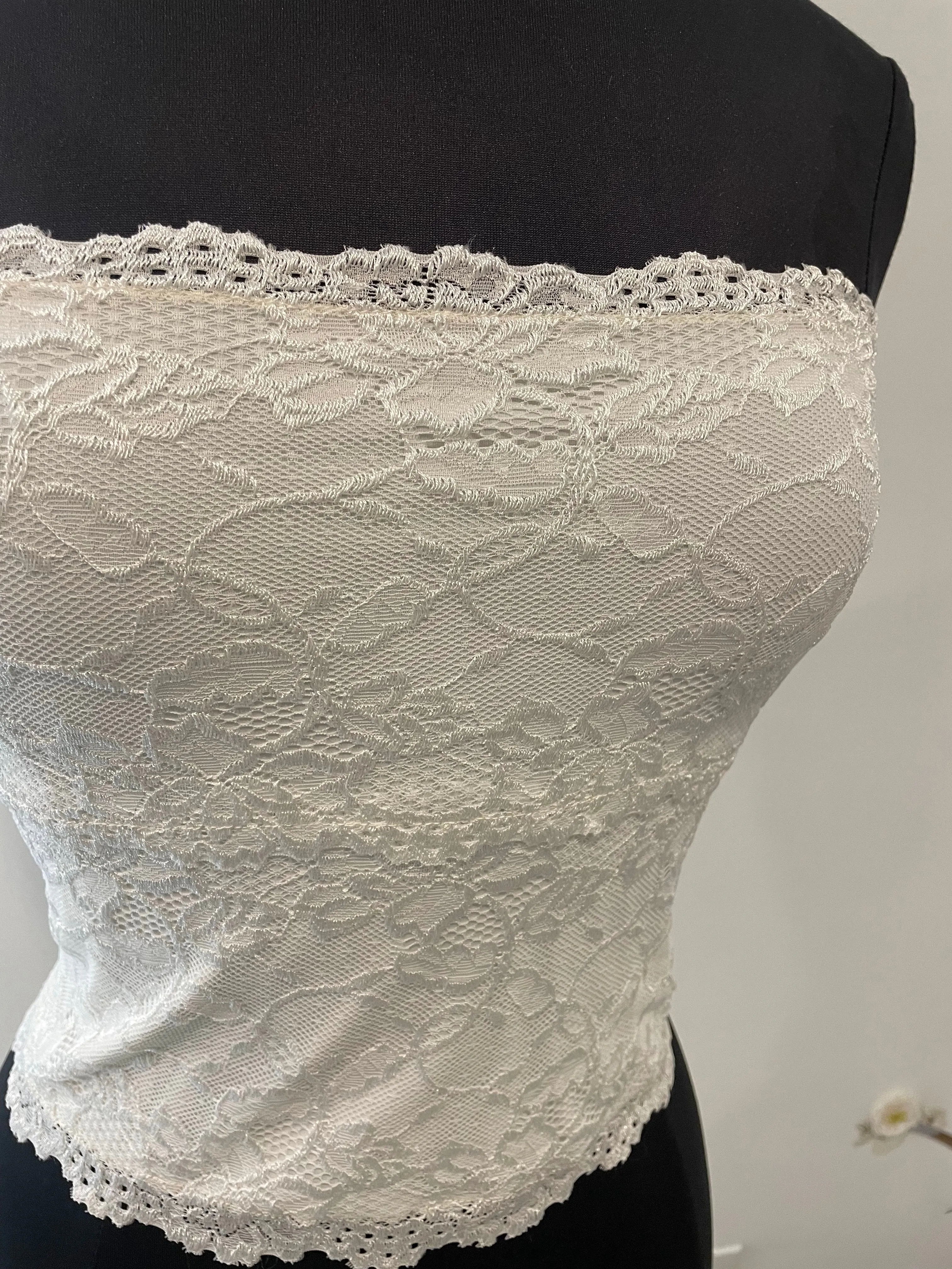 Top 16: Lea-Ann Belter stretchy bandeau waist 30