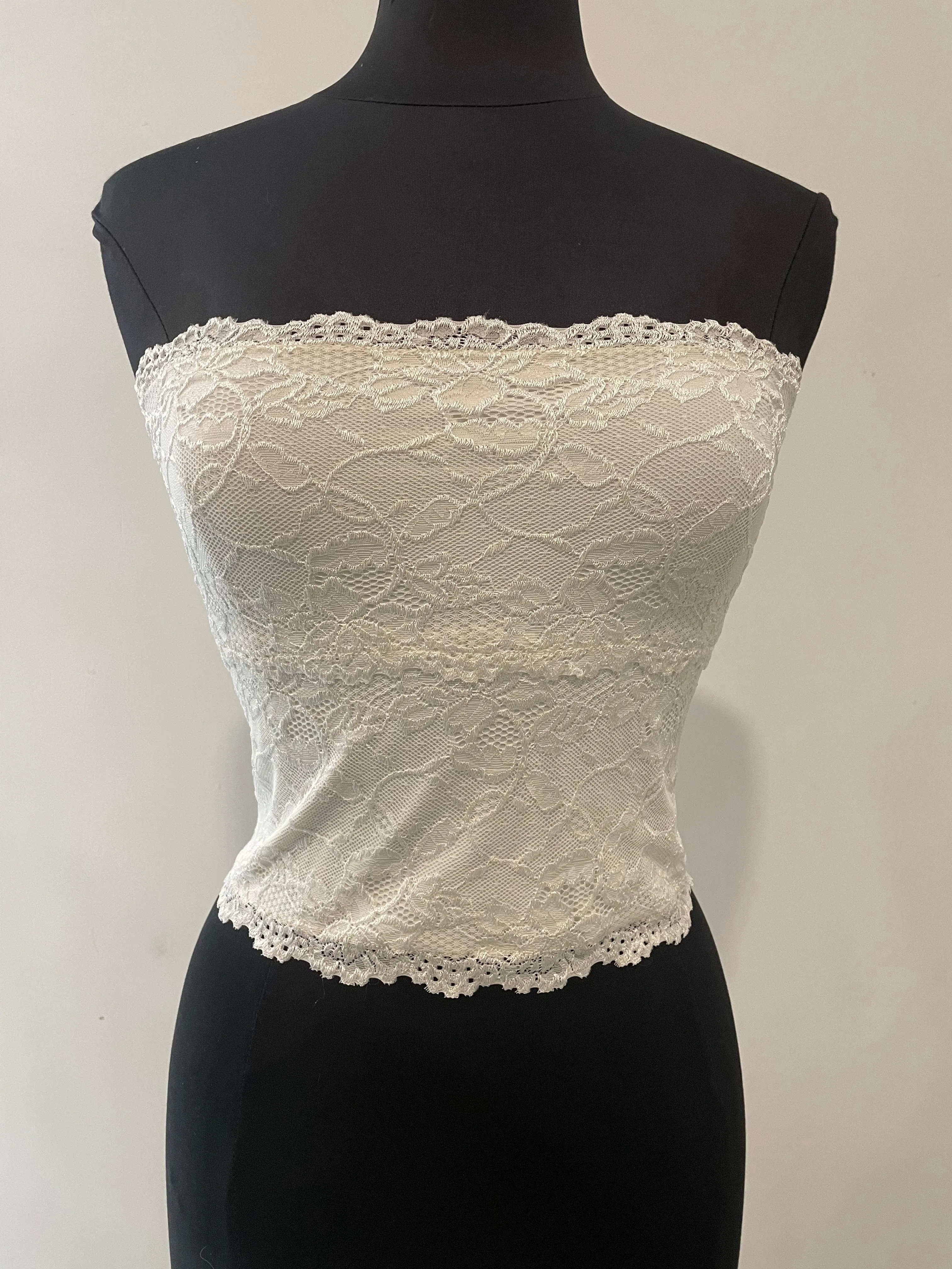 Top 16: Lea-Ann Belter stretchy bandeau waist 30